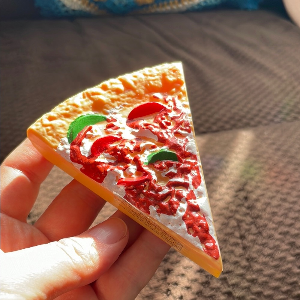 Vintage 1980s Toy Plastic Pizza Slice 🍕 Candy Sealed Container PEPPERONI PIZZA